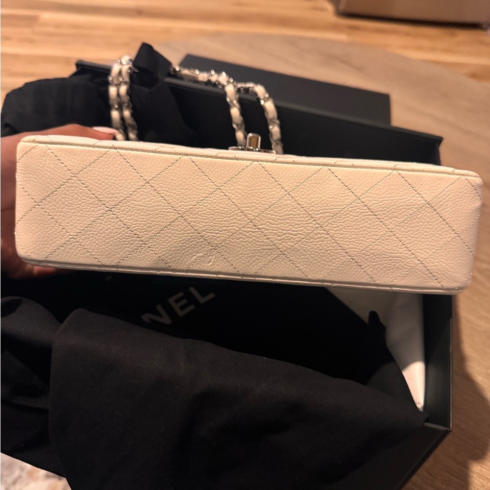 Vintage Medium Chanel Classic flap - Picture 8 of 8